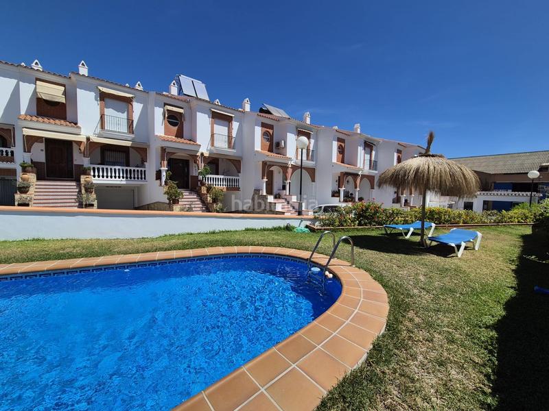 Foto 43f2304f-09b7-4670-ba36-2750aaff5fdd. Reihenhaus mit parking pool in Almuñecar centro Almuñécar