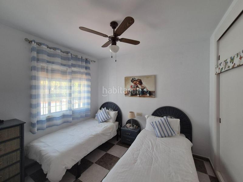 Foto 442069e0-cd4a-4455-9268-21cc6a0b0be6. Reihenhaus mit parking pool in Almuñecar centro Almuñécar