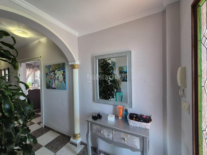 Foto 4cce652a-4807-4e5e-b752-b5cdb4d02153. Reihenhaus mit parking pool in Almuñecar centro Almuñécar