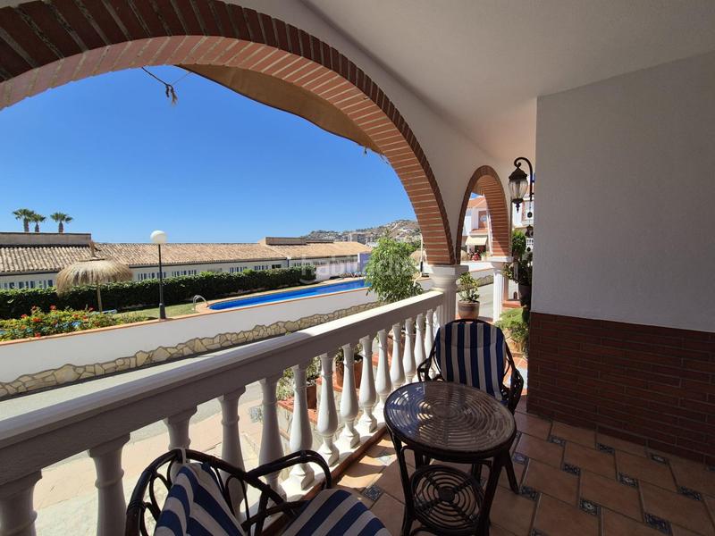 Foto 7bced451-fd7c-47db-95d6-516aa4cb0226. Reihenhaus mit parking pool in Almuñecar centro Almuñécar