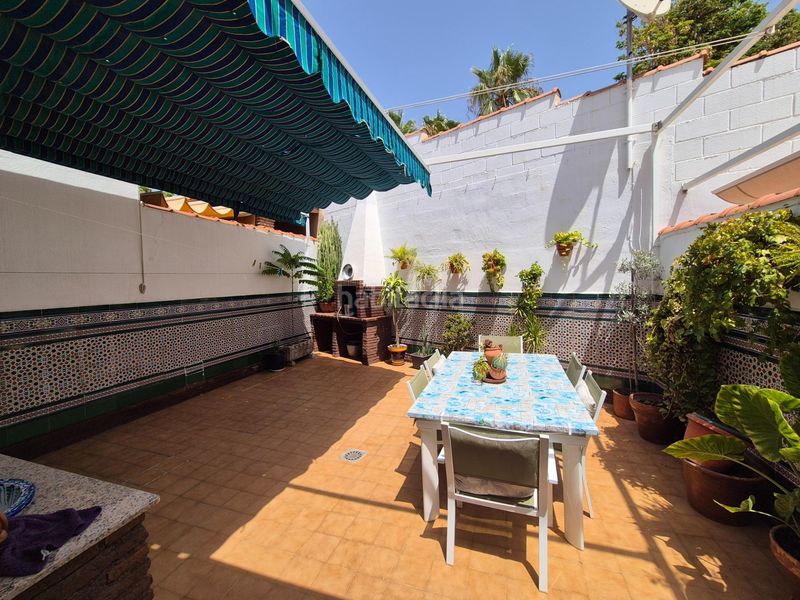 Foto bd86e27c-c4e3-4480-b310-a42b7cb31884. Casa adossada a carretera del suspiro 13 a Almuñecar centro Almuñécar