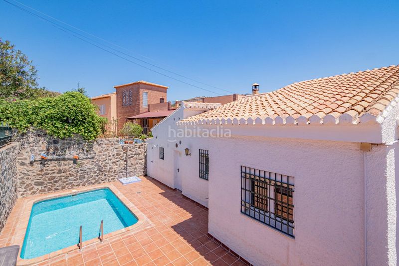 Foto bc4ea81d-5a5a-409d-8f0e-5f3d8002efb2. Xalet amb aparcament piscina a Velilla - Velilla Taramay Almuñécar