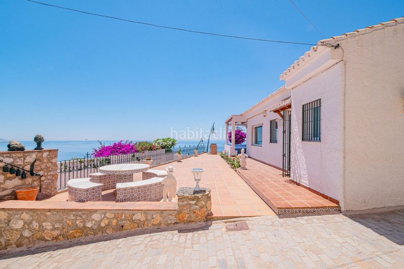 Foto c7f5e5e9-ab03-40dc-b41b-c915f579e4e7. Xalet amb aparcament piscina a Velilla - Velilla Taramay Almuñécar
