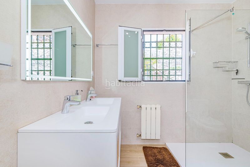 Foto ce07e22d-bc8b-417d-8c0f-0ff3faa2e8d9. Xalet amb aparcament piscina a Velilla - Velilla Taramay Almuñécar