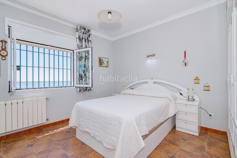 Foto cf0a4264-abcf-4561-bef8-2ccd4fcde963. Xalet amb aparcament piscina a Velilla - Velilla Taramay Almuñécar
