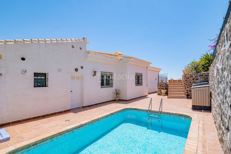 Foto da14426a-3b00-40da-8d9b-eb91f0758d3c. Xalet amb aparcament piscina a Velilla - Velilla Taramay Almuñécar