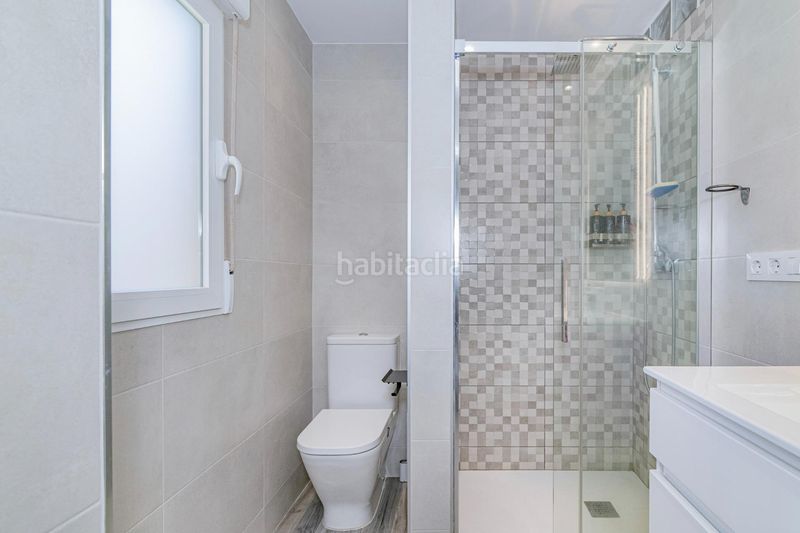 Foto 3f13c735-4b6b-4e9f-9c23-bbbfbaa87df1. Apartament a paseo reina sofia 3 a Velilla - Velilla Taramay Almuñécar