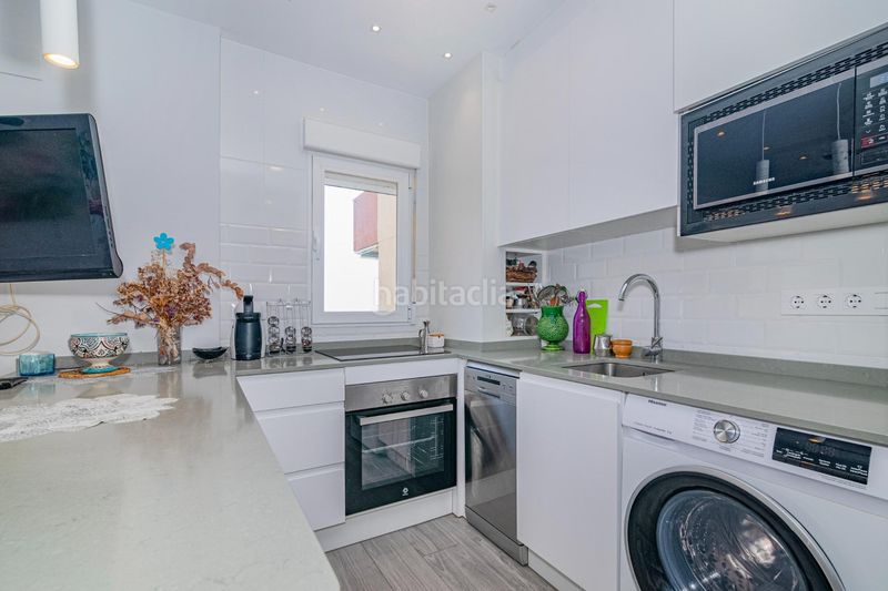 Foto c658b56c-d0cd-468a-bc2c-60299c52eb84. Apartament a paseo reina sofia 3 a Velilla - Velilla Taramay Almuñécar