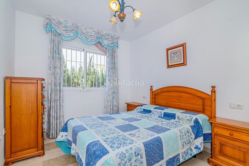 Foto 2c894e31-bce1-4db0-87cd-48d9e5631a49. Apartament a calle calle príncipe de asturias 45 a Almuñécar