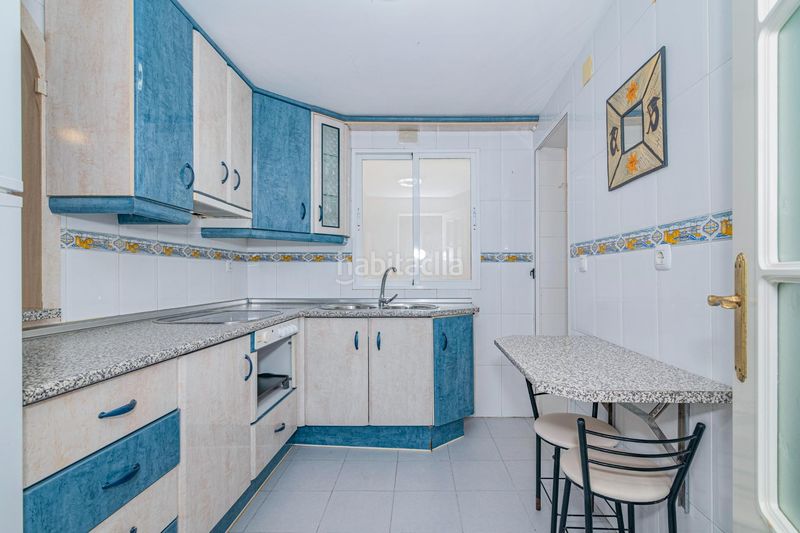 Foto 40d89087-e884-4ef7-8838-127146202360. Apartament a calle calle príncipe de asturias 45 a Almuñécar