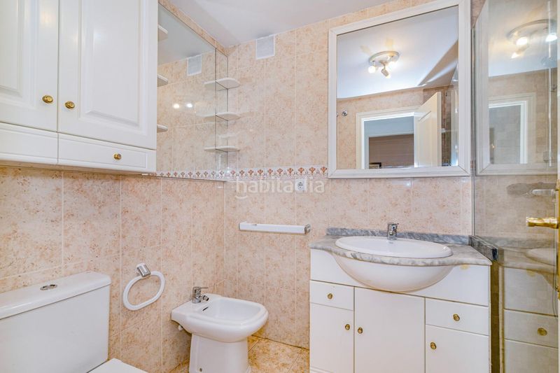 Foto 4ca0109e-a896-4e2b-8ff5-fcc9e92f2d9d. Apartament a calle calle príncipe de asturias 45 a Almuñécar