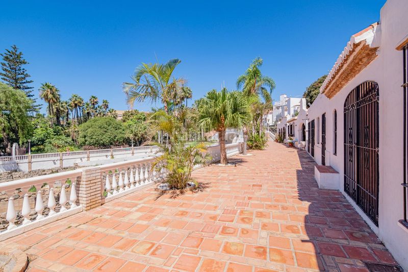 Foto 9d8ac2df-0451-4dd8-a601-f18d26e3f544. Apartament a avenida europa 29 a Almuñecar centro Almuñécar