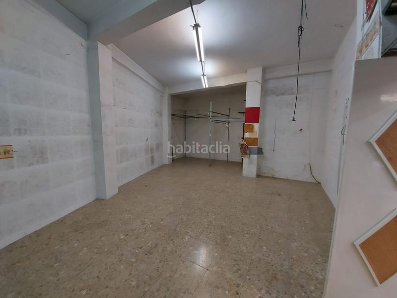 Foto b2f008c2-4658-491c-aa08-603f99d77401. Location local commercial dans libertad 8 dans Avda de Madrid - Pº de la Estación Jaén