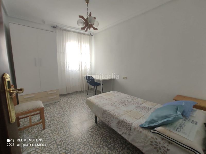 Foto c3fc0189-52b8-473b-9c45-0f64d32bc9f2. Lloguer pis amb calefacció a Hospital Jaén