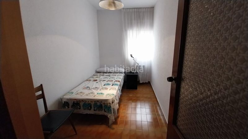 Foto bcc86aed-0908-4e21-b325-7137b20e7292. Rent flat with heating in Hospital Jaén