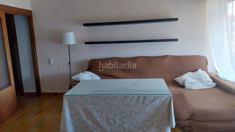 Foto c7b54550-951f-4291-a40a-84c4cc0780f8. Rent flat with heating in Hospital Jaén