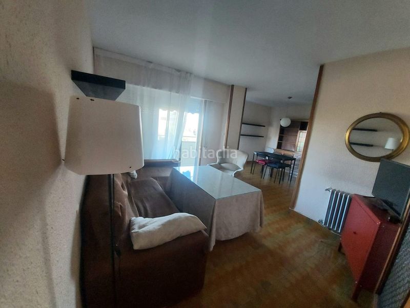 Foto f152817f-8df7-42b5-ace3-0cf01d7fa9fe. Rent flat with heating in Hospital Jaén