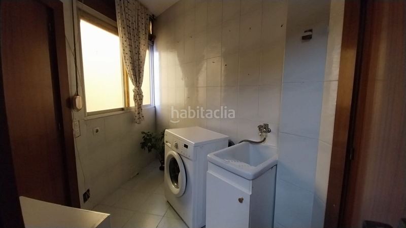 Foto f5423662-6a3f-4d89-9dcb-c6a17f123651. Rent flat with heating in Hospital Jaén
