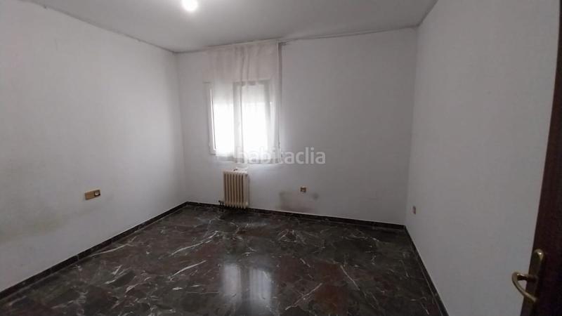 Foto 8516249e-a44c-4b64-933a-ad98bed54c0d. Alquiler piso  en alquiler en centro jardinillos, 3 dormitorios. en Jaén