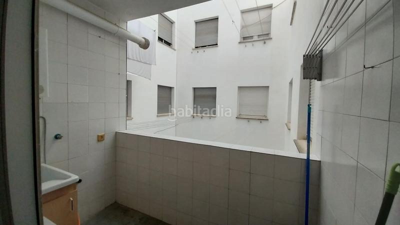 Foto de13cef5-eaf6-47ef-91a7-419be9e17cfe. Alquiler piso  en alquiler en centro jardinillos, 3 dormitorios. en Jaén