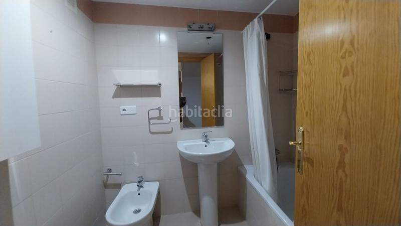 Foto 4b3da2f2-2d9f-4e24-8b1c-735e1c9e8683. Lloguer pis amb calefacció a Renfe - Bulevar 1ª y 2ª Fase Jaén