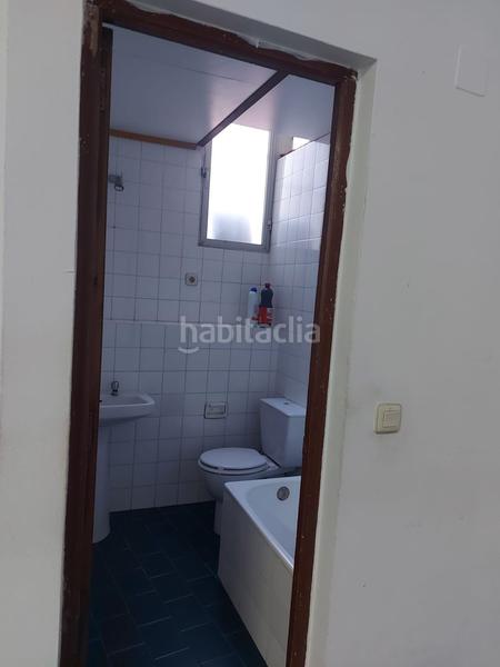 Foto 4cfbb199-77c8-42d5-a95c-8e34dc4e50aa. Local comercial  a la calle en venta en catedral. en Jaén