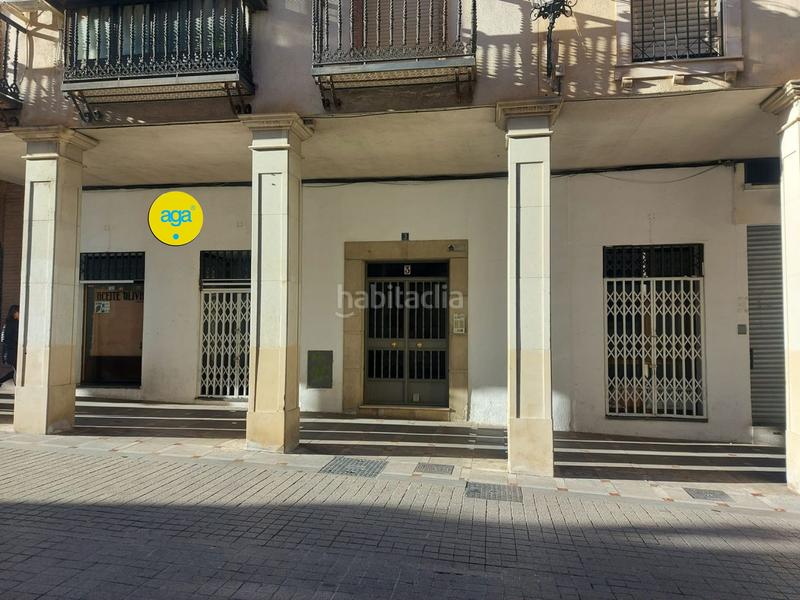 Foto 73f26097-2d8a-4e9b-a238-10e2173adf82. Local comercial  a la calle en venta en catedral. en Jaén