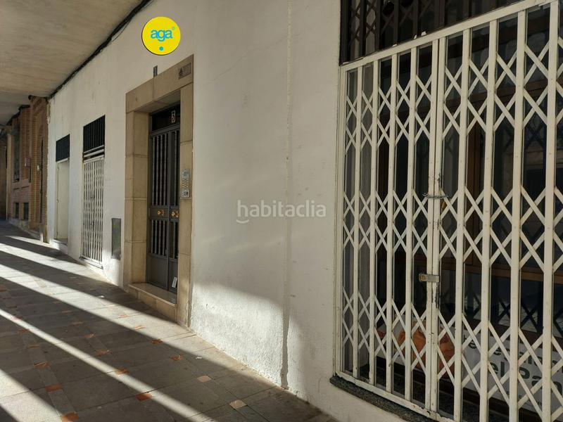 Foto 942e3ca7-3201-45d2-8430-85c748560644. Local comercial  a la calle en venta en catedral. en Jaén