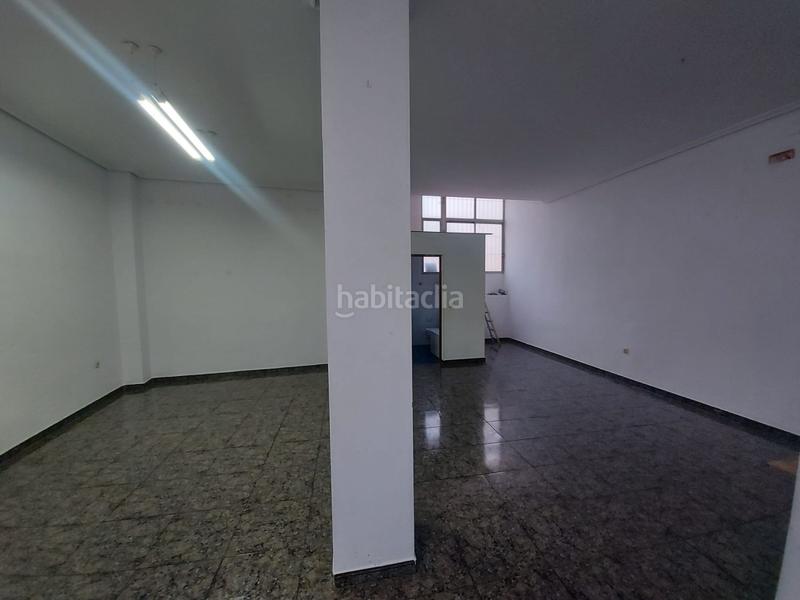 Foto d6a221b2-160f-4584-96bf-f697f7a7931d. Local comercial  a la calle en venta en catedral. en Jaén