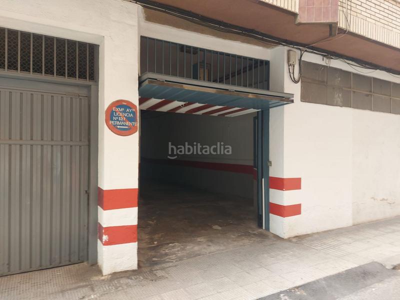 Foto 15a06df9-4741-4b4e-bbda-838691490d4b. Parking voiture dans maestro bartolomé dans San Bartolomé - Millán de Priego Jaén