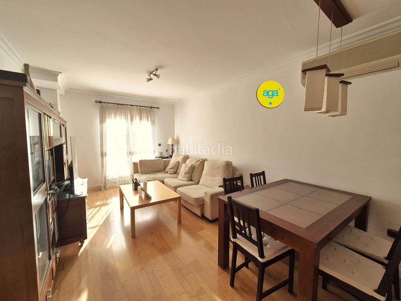 Foto 4c9c564f-64cd-4bf8-9338-cf2598aa157f. Alquiler piso  en alquiler en boulevard, 3 dormitorios. en Jaén