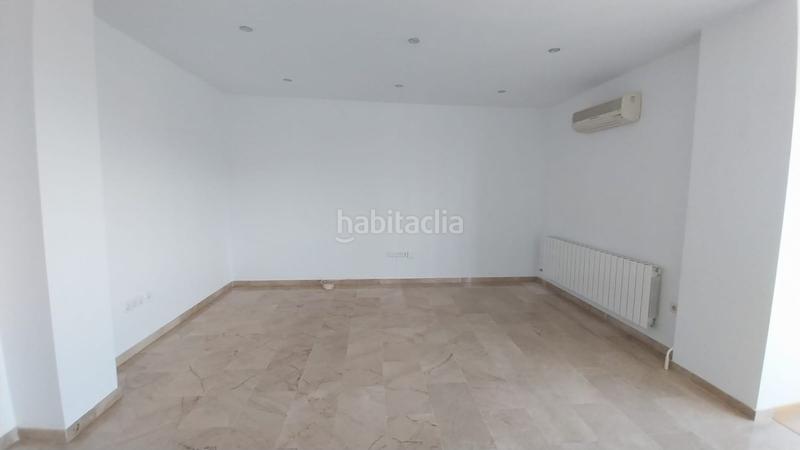 Foto b8ec8399-48bc-44c8-b2dd-36c2a6f53073. Flat in antonio muñoz molina 3 in Renfe - Bulevar 1ª y 2ª Fase Jaén