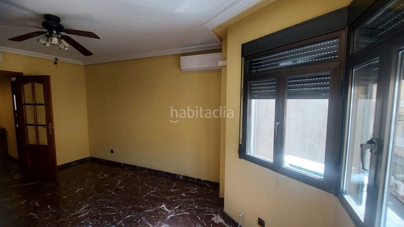 Foto 075cc402-2e6f-4850-9983-e081b9fb6f8d. Pis a Avda de Madrid - Pº de la Estación Jaén