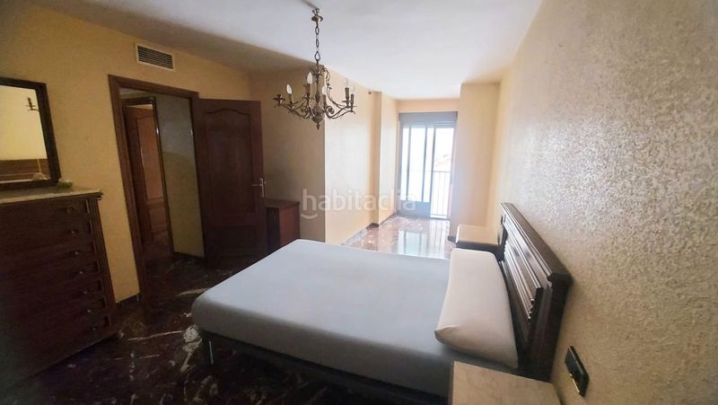 Foto d2ece252-0140-4e89-bb78-6d99c0151147. Pis a Avda de Madrid - Pº de la Estación Jaén