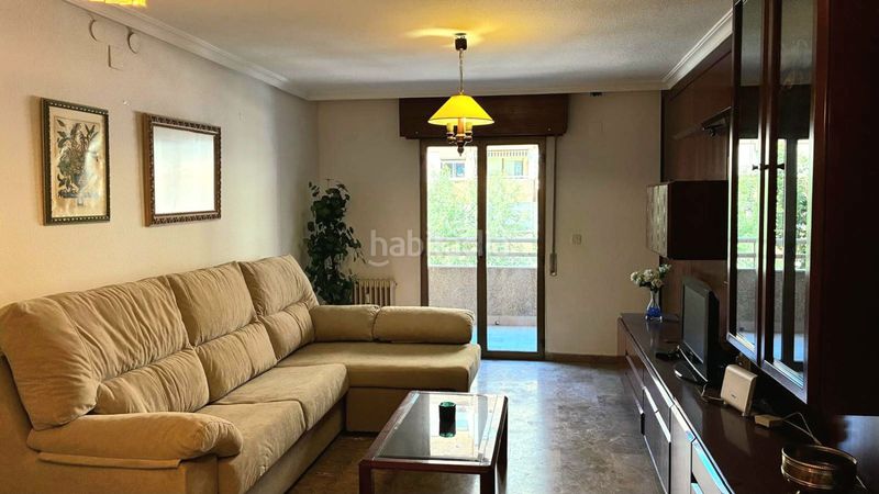 Foto d3853291-1a60-41f5-9d22-74d34658a56b. Rent flat in andalucía 45 in Hospital Jaén