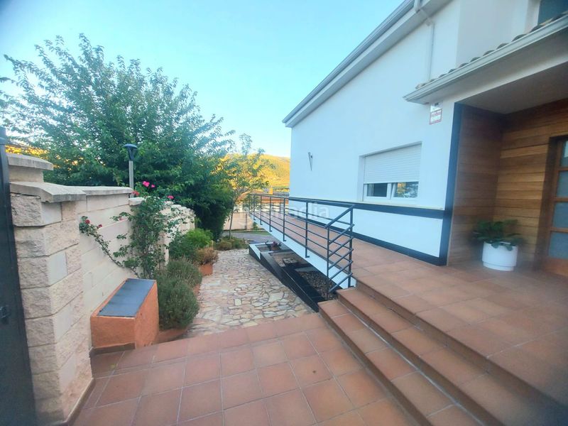 Foto 01604ea3-dc7c-4147-95a2-ab8f24ffb48e. Casa amb calefacció aparcament piscina a Guardia de Jaén (La)