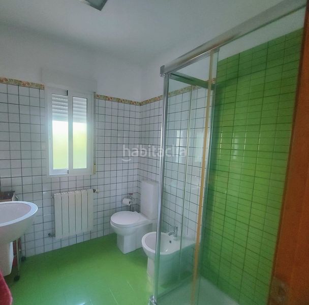 Foto 1ad398fb-a492-4f4e-b692-fb5707523f2b. Casa amb calefacció aparcament piscina a Guardia de Jaén (La)