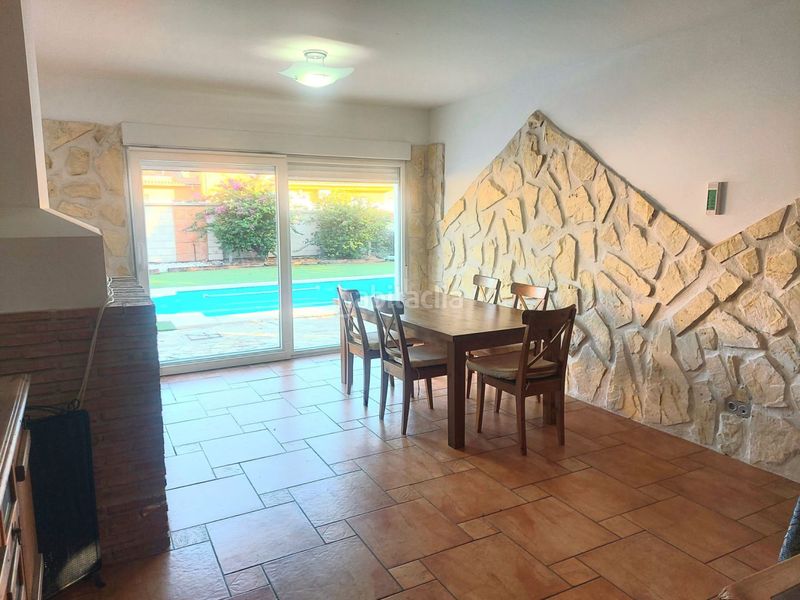 Foto 5b2a040f-abb0-43a5-9bb0-f78ccd8198ec. Casa amb calefacció aparcament piscina a Guardia de Jaén (La)