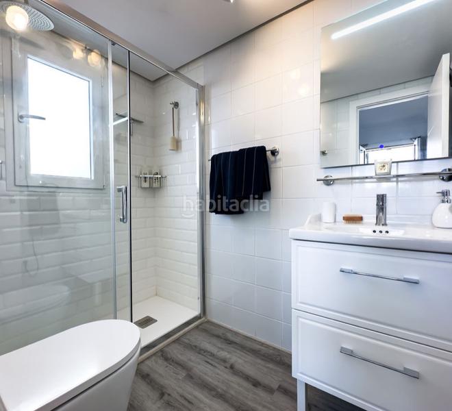 Foto ab8d2932-2c51-40a7-a51e-7e9f061eb2a9. Pis amb xemeneia a La Duquesa Manilva