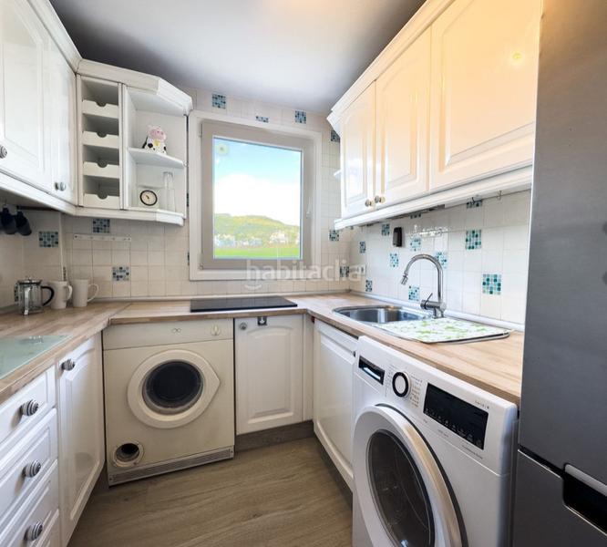 Foto ee54be0b-4259-4ddc-ae07-6548676414ed. Pis amb xemeneia a La Duquesa Manilva