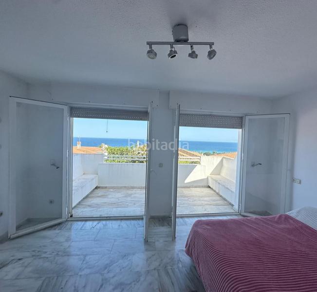 Foto 542f94e6-daf4-4970-8c88-30a77e20c74e. Appartamento con camino parcheggio piscina in El Castillo Manilva