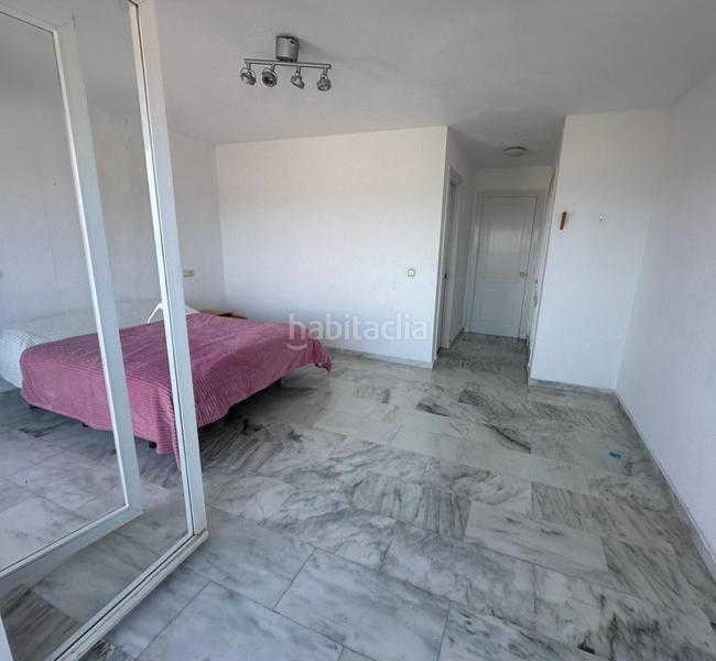 Foto 7c91e0cf-3047-4c78-b044-77d76264ecb9. Appartamento con camino parcheggio piscina in El Castillo Manilva