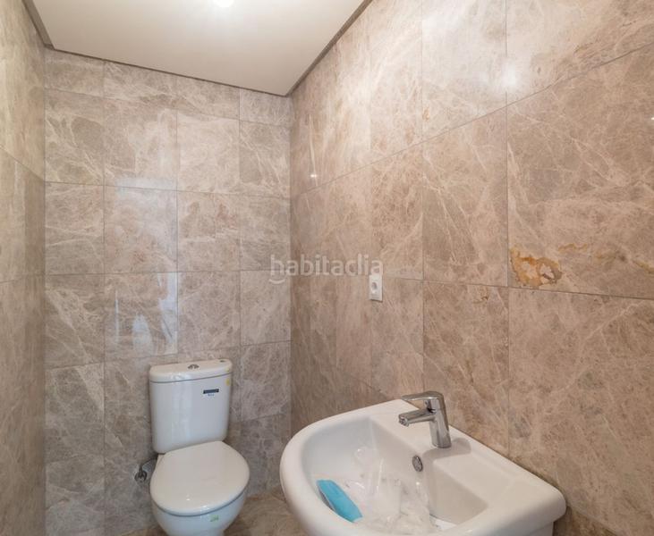 Foto f19dc485-5813-4168-873f-a62a169f6246. Pis amb xemeneia piscina a Chullera Manilva