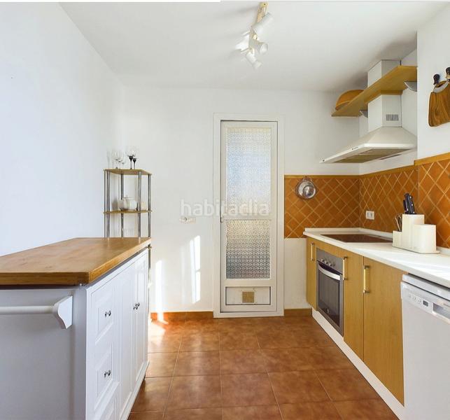 Foto b585111d-45c6-465d-a3ba-1765c04bf726. Appartamento con camino parcheggio piscina in Chullera Manilva