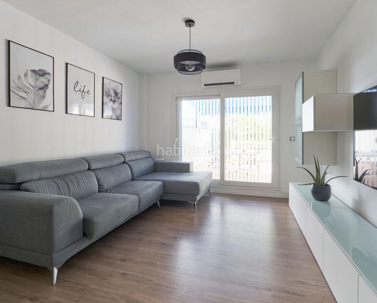 Foto 40558399-3e6a-4d66-9efa-062d07a69294. Appartamento con camino parcheggio piscina in San Luis de Sabinillas Manilva