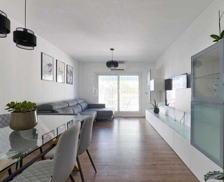 Foto 6891b848-1048-4b0b-af6f-82315d5beb0b. Appartamento con camino parcheggio piscina in San Luis de Sabinillas Manilva