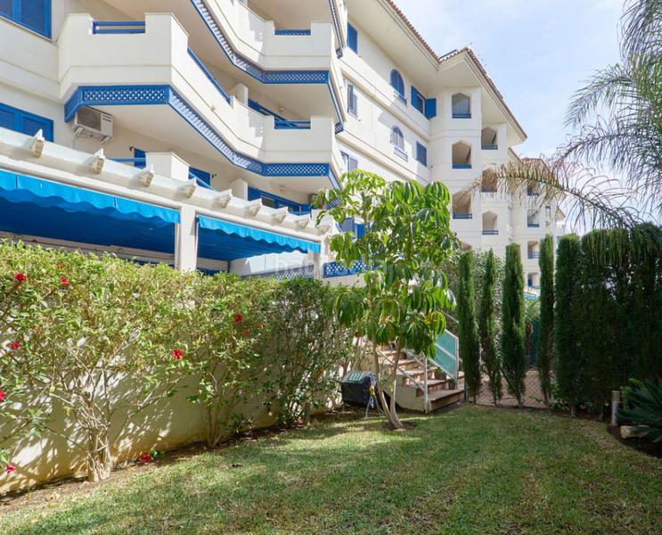 Foto 9caf908a-4299-4990-a5c1-61b1d48f45e0. Appartamento con camino parcheggio piscina in San Luis de Sabinillas Manilva