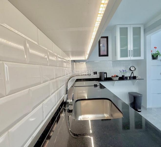 Foto 205460c2-d379-47c9-9481-2557848e1758. Etagenwohnung mit kamin parking pool in Puerto Deportivo Fuengirola