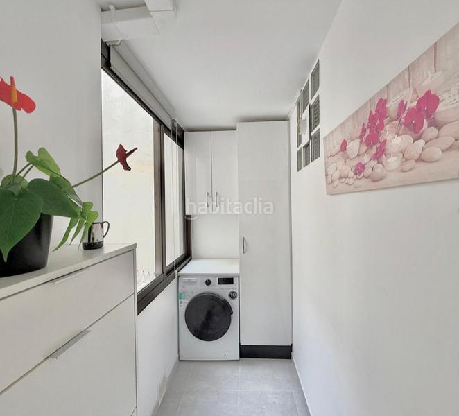 Foto 255e3a40-190f-41ec-8c2a-ba274dd5517e. Etagenwohnung mit kamin parking pool in Puerto Deportivo Fuengirola