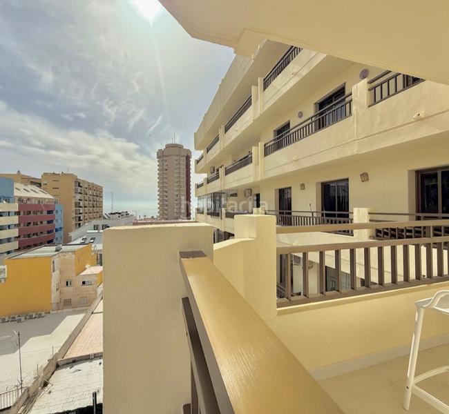 Foto ff8b6692-f245-4b2a-9b53-499784e3e822. Etagenwohnung mit kamin parking pool in Puerto Deportivo Fuengirola